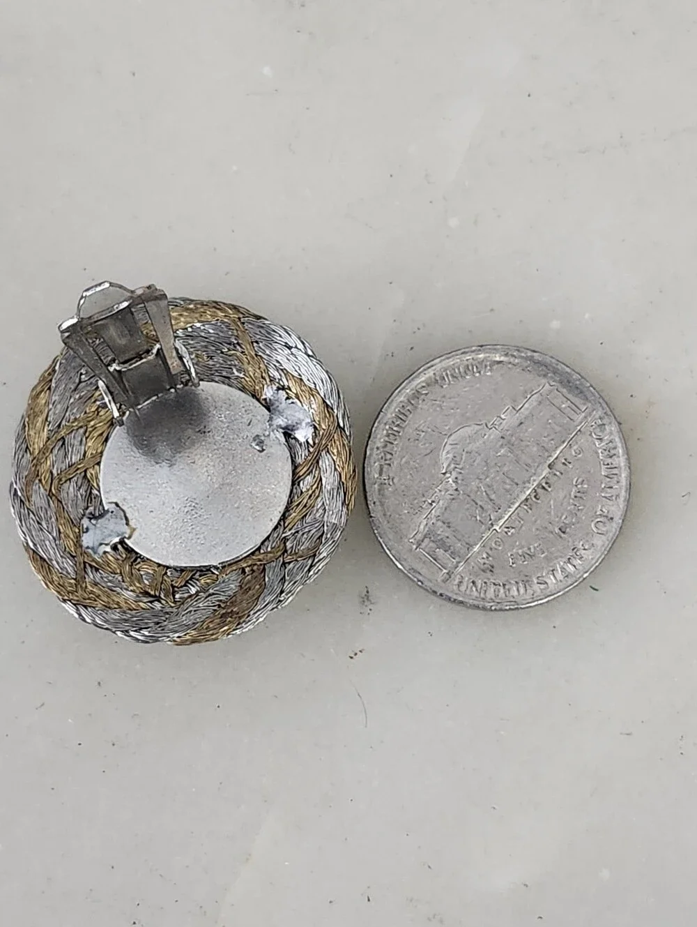 Vtg Silver and Gold Swirl Decorative Clip On Earrings